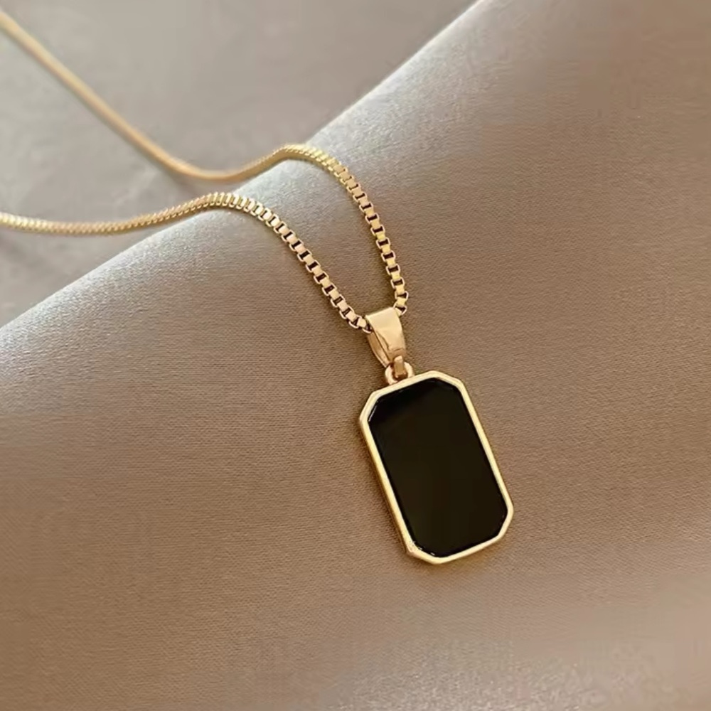 Gold Filled Elegant Black Necklace - Picture 1 of 1